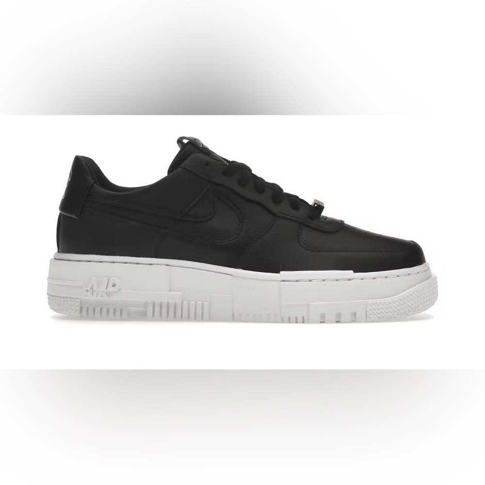 Nike Air Force 1 Pixel Size 8.5 Black and White - WORN ONCE